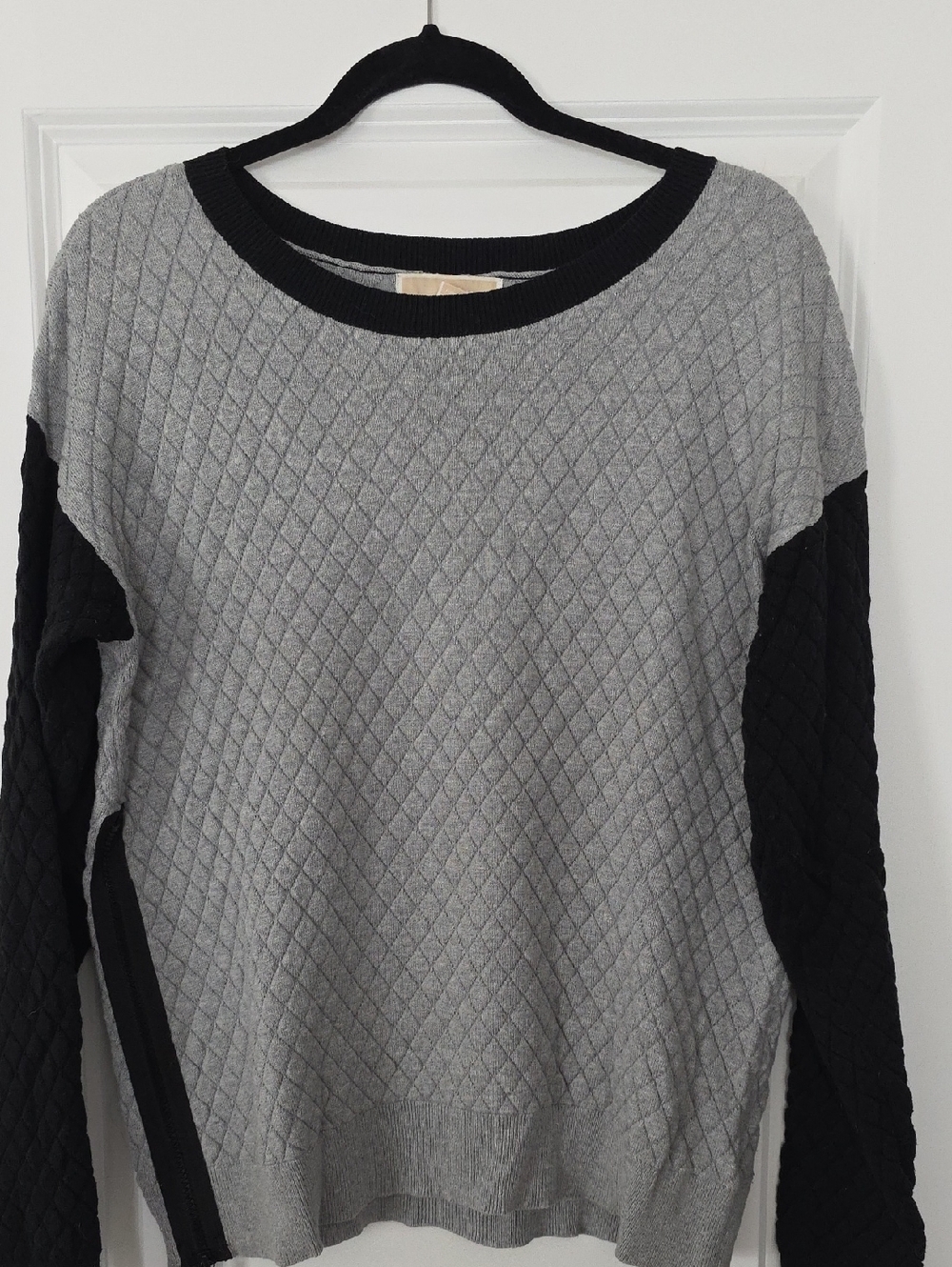Michael Kors Quilted Light Gray Crewneck Sweater with Black Sleeves
